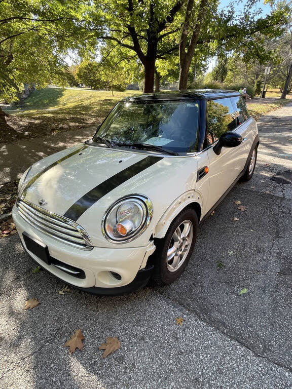 2013 MINI Cooper Hatchback FWD
