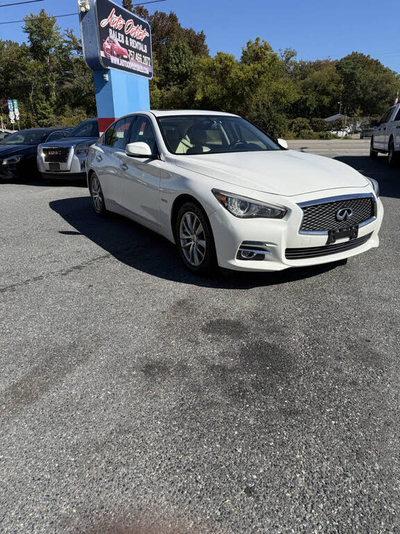 2015 INFINITI Q50 Hybrid Premium RWD