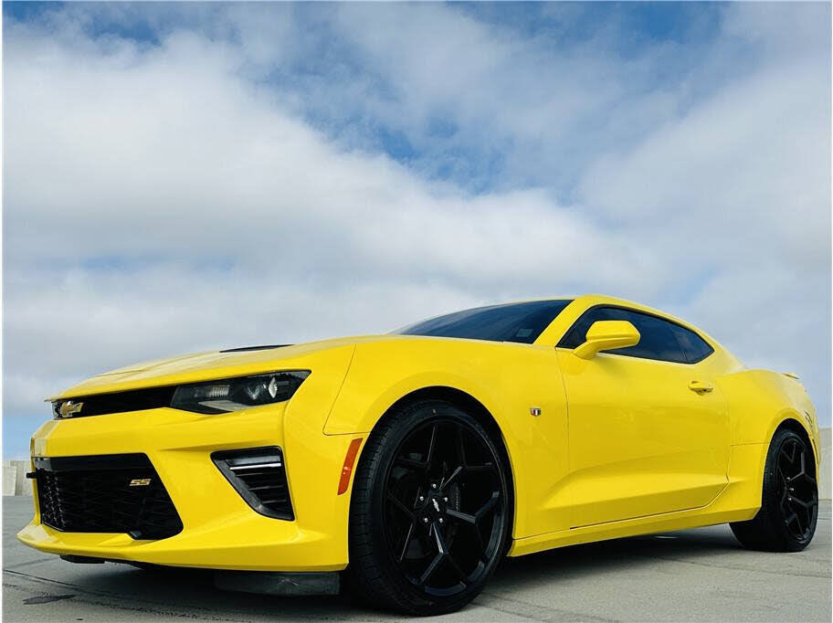 2017 Chevrolet Camaro 1SS Coupe RWD