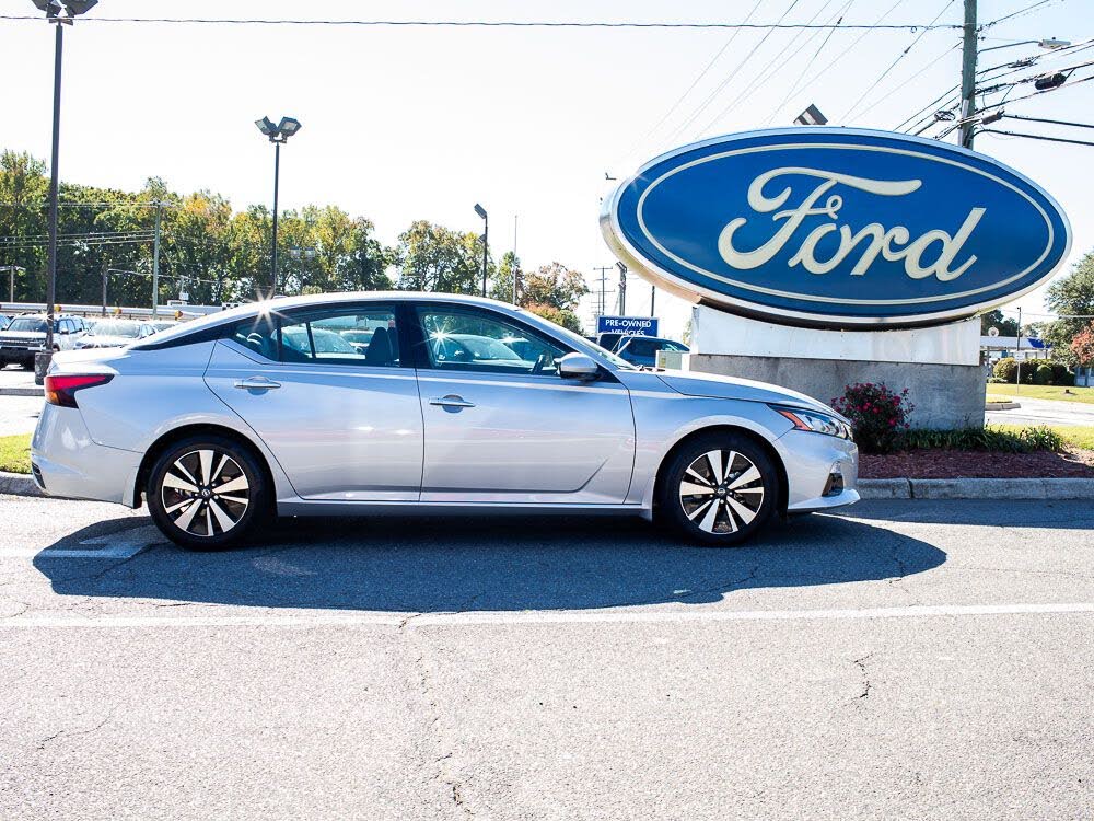 2022 Nissan Altima 2.5 SL FWD