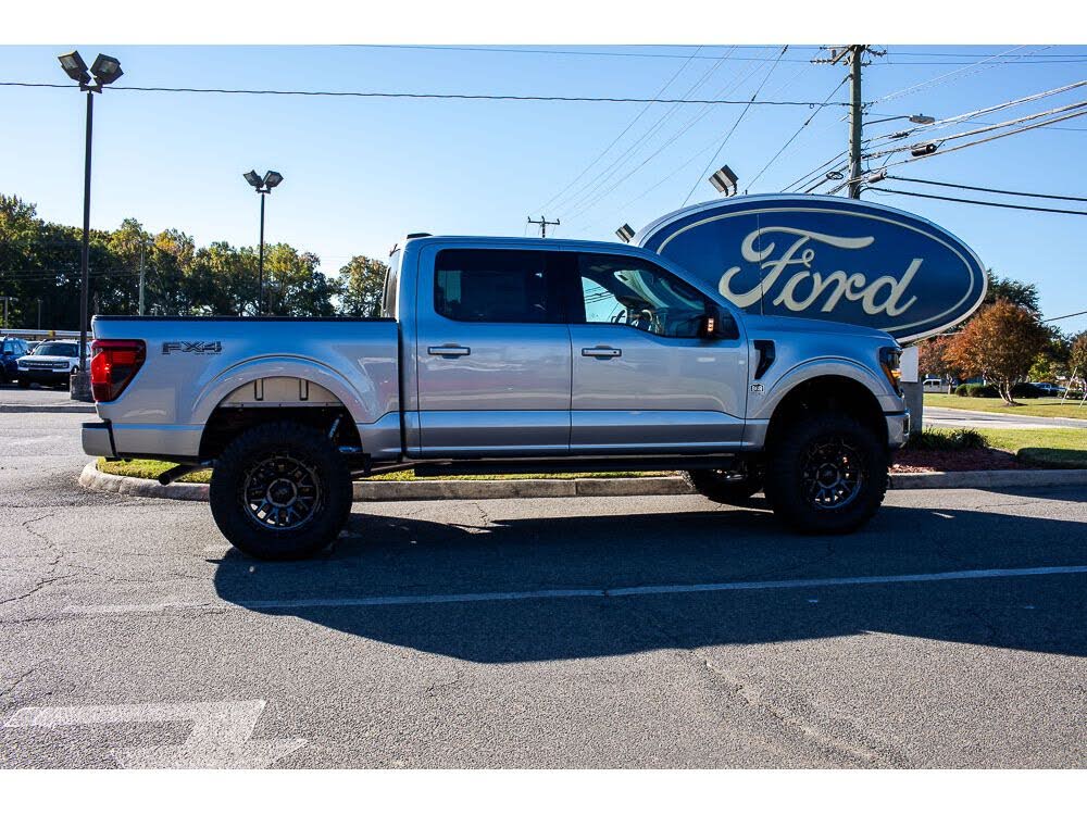 2025 Ford F-150 XLT SuperCrew 4WD