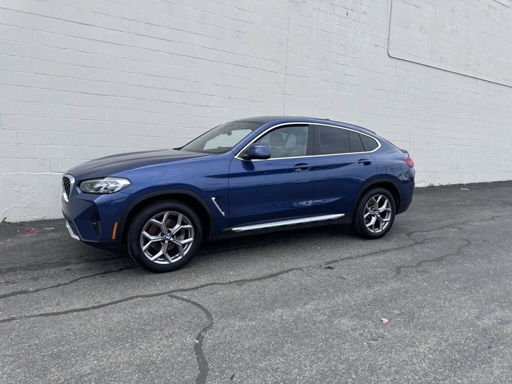2023 BMW X4 xDrive30i AWD
