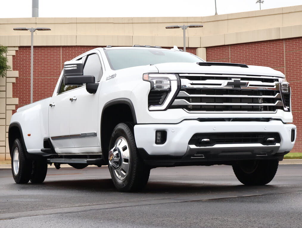 2024 Chevrolet Silverado 3500HD High Country Crew Cab 4WD