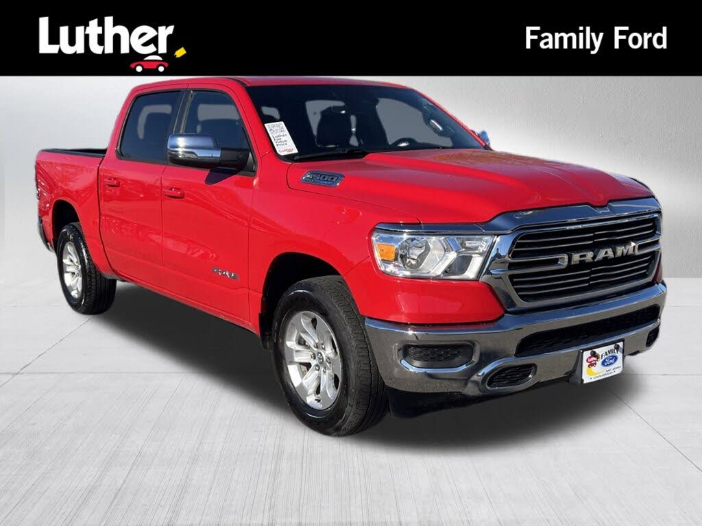 2024 RAM 1500 Laramie Crew Cab 4WD