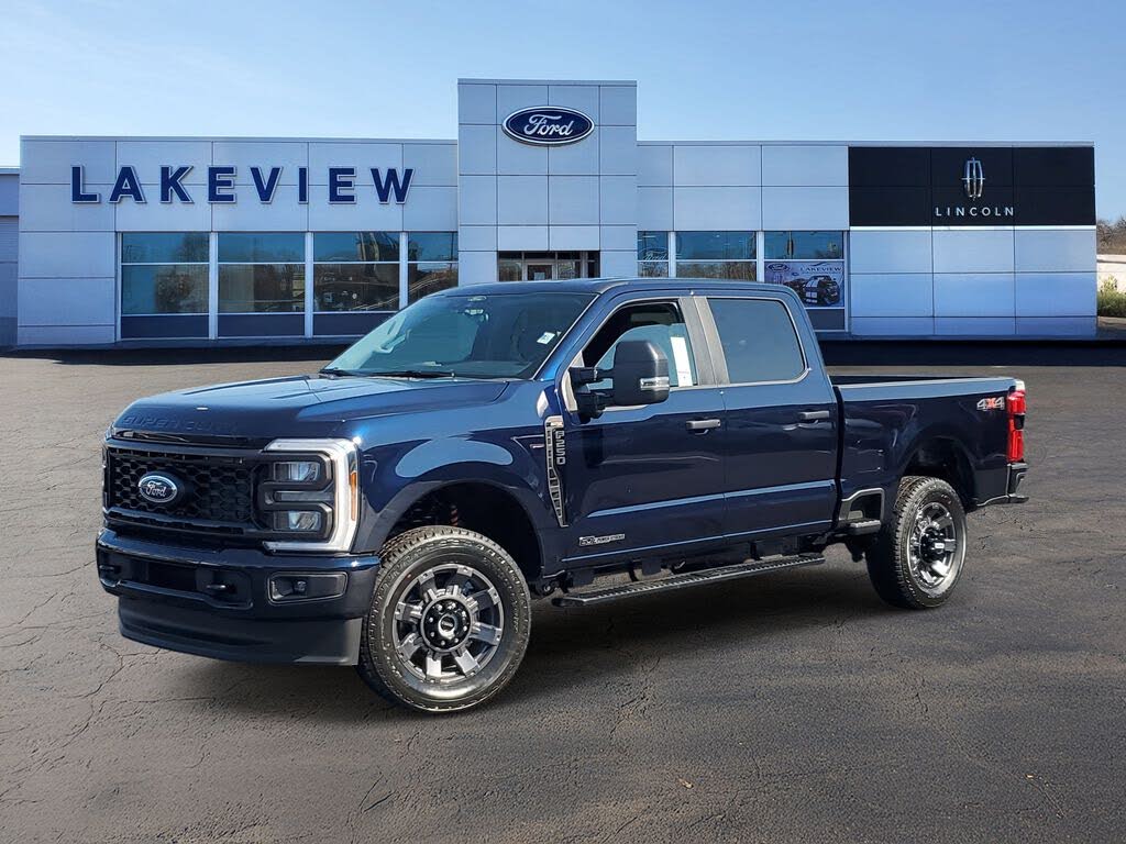 2025 Ford F-250 Super Duty XL Crew Cab 4WD