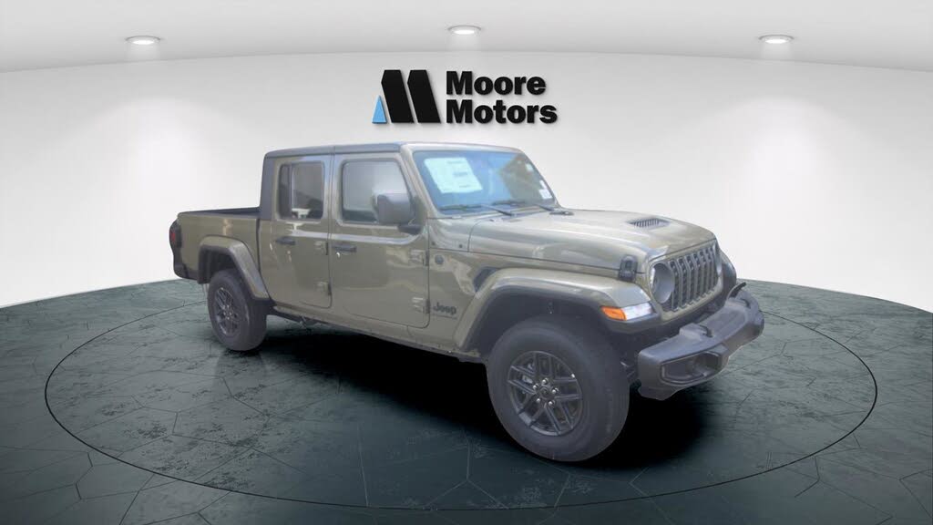 2025 Jeep Gladiator Sport S Crew Cab 4WD
