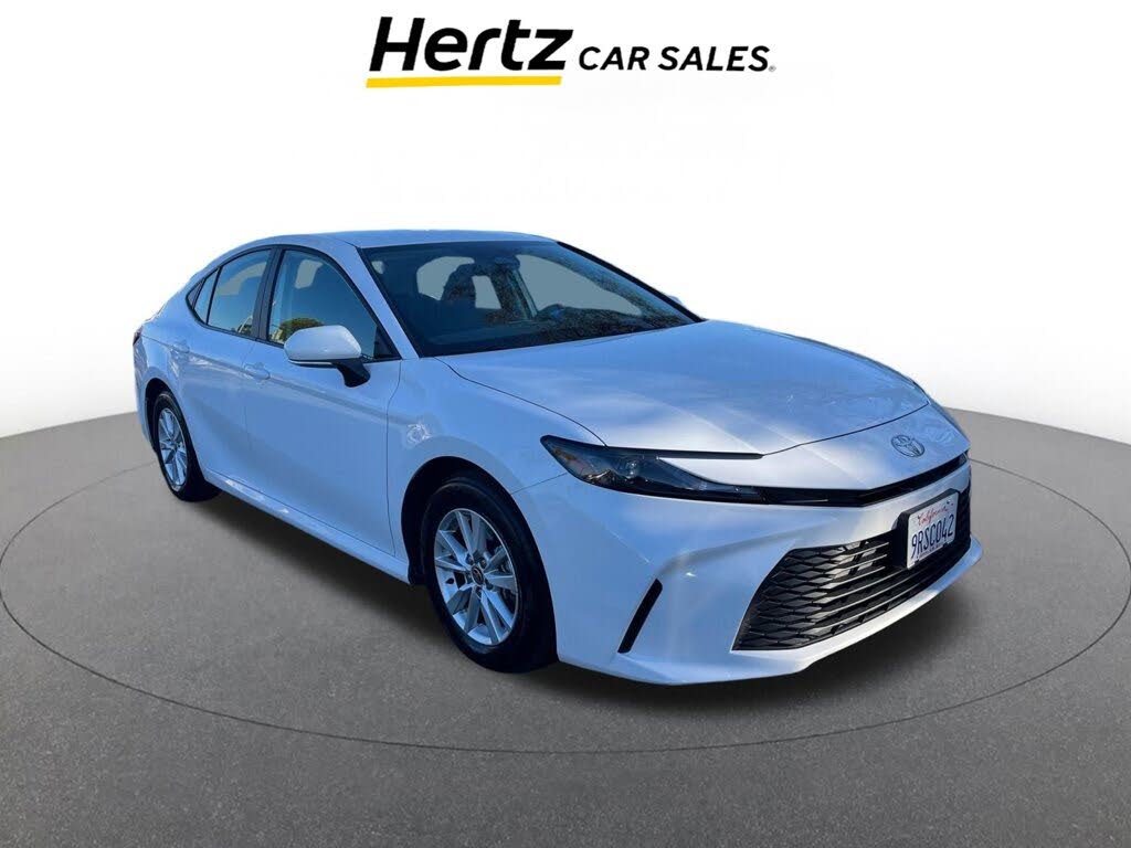 2025 Toyota Camry LE FWD