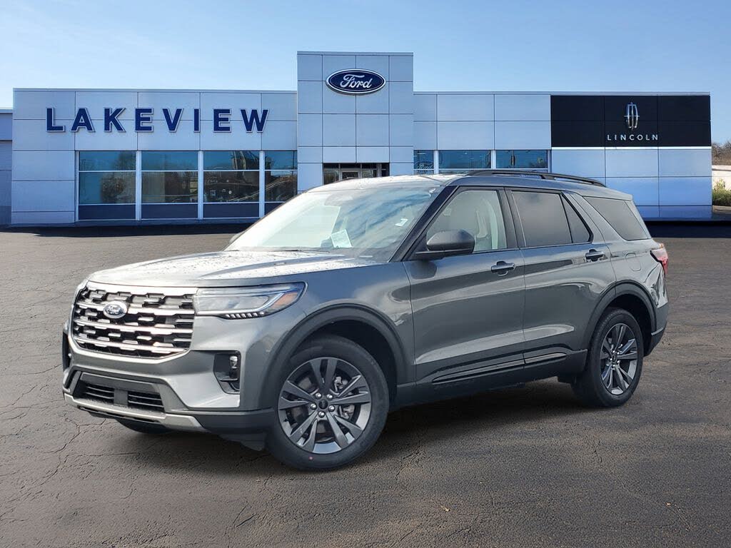 2026 Ford Explorer Active AWD