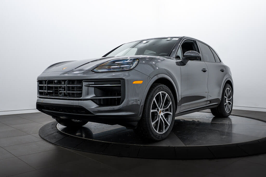2026 Porsche Cayenne AWD