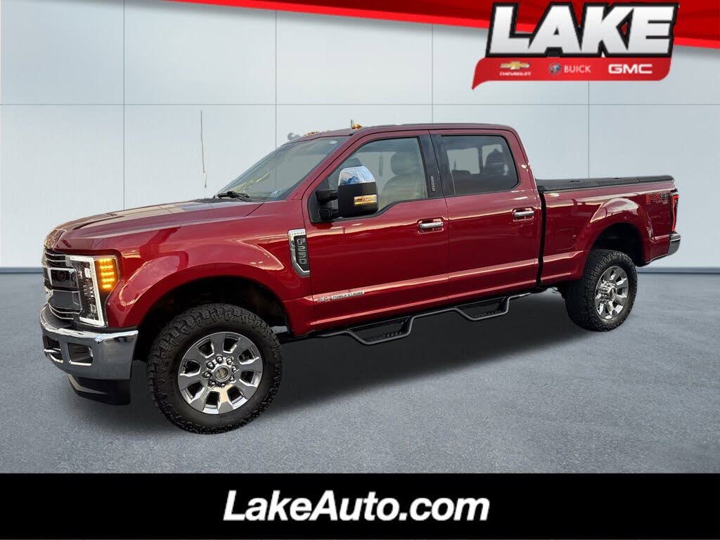 2017 Ford F-250 Super Duty Lariat Crew Cab 4WD