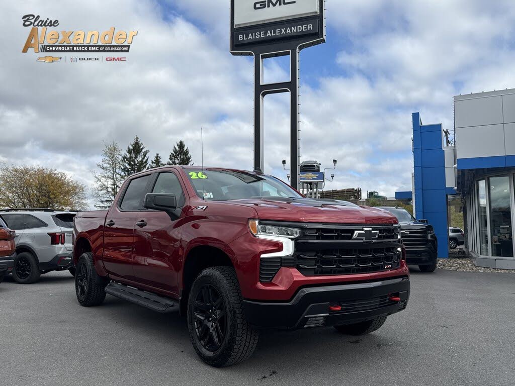 2026 Chevrolet Silverado 1500 LT Trail Boss Crew Cab 4WD
