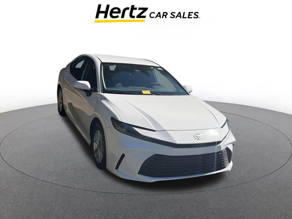 2025 Toyota Camry LE FWD