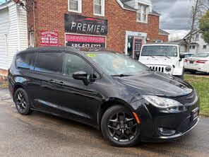 Chrysler Pacifica Touring L FWD