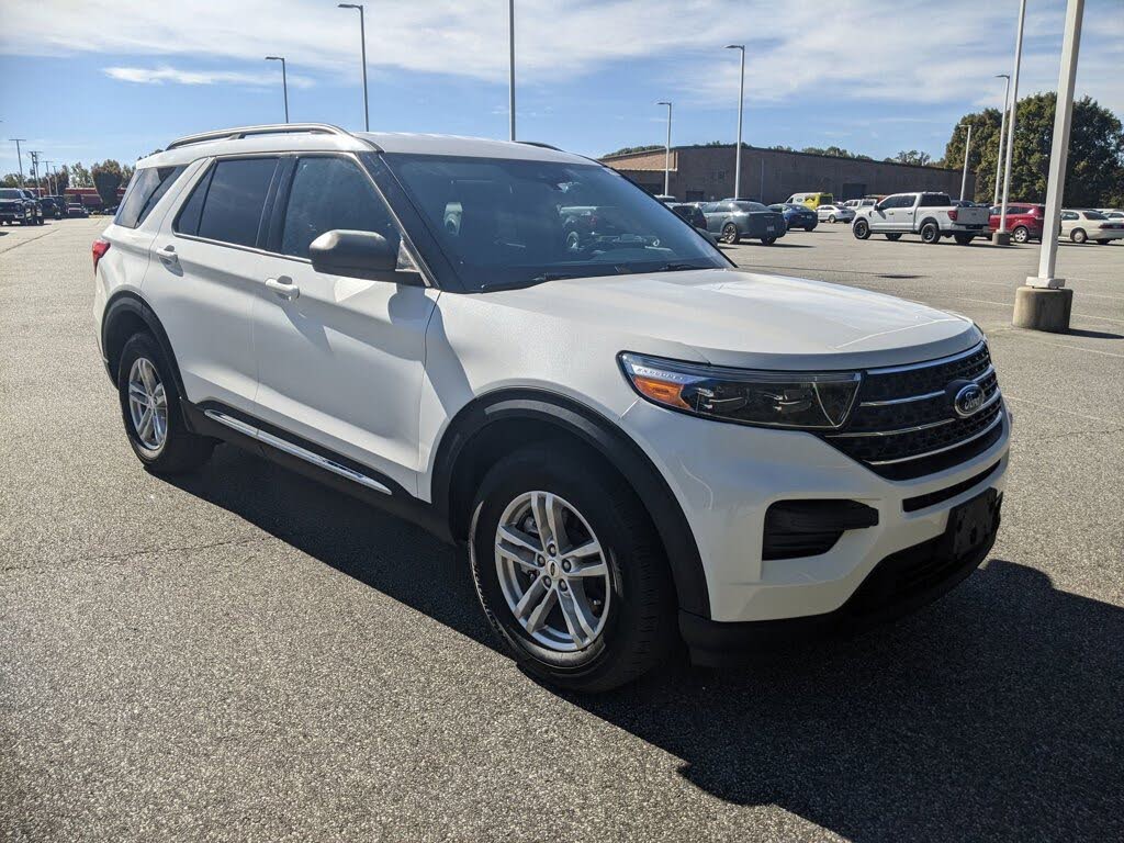 2023 Ford Explorer XLT AWD
