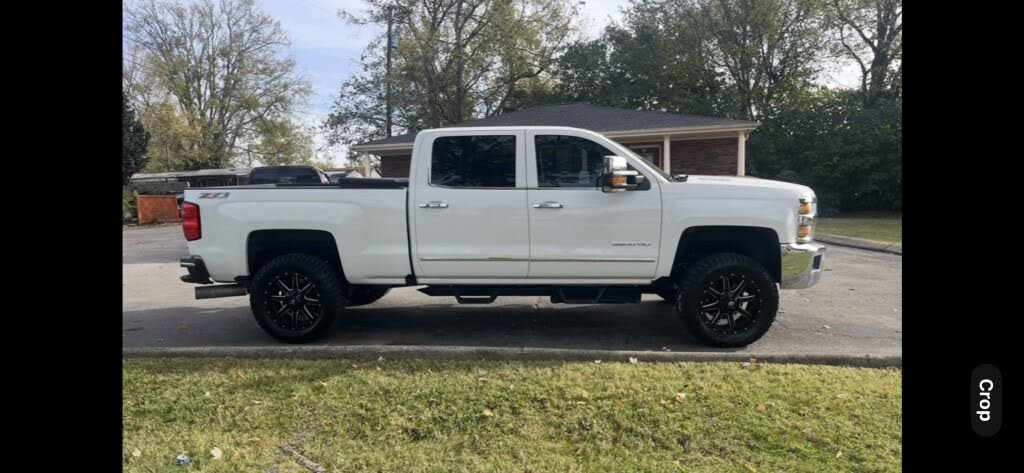 2016 Chevrolet Silverado 3500HD LTZ Crew Cab 4WD