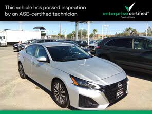 Nissan Altima 2.5 SV FWD