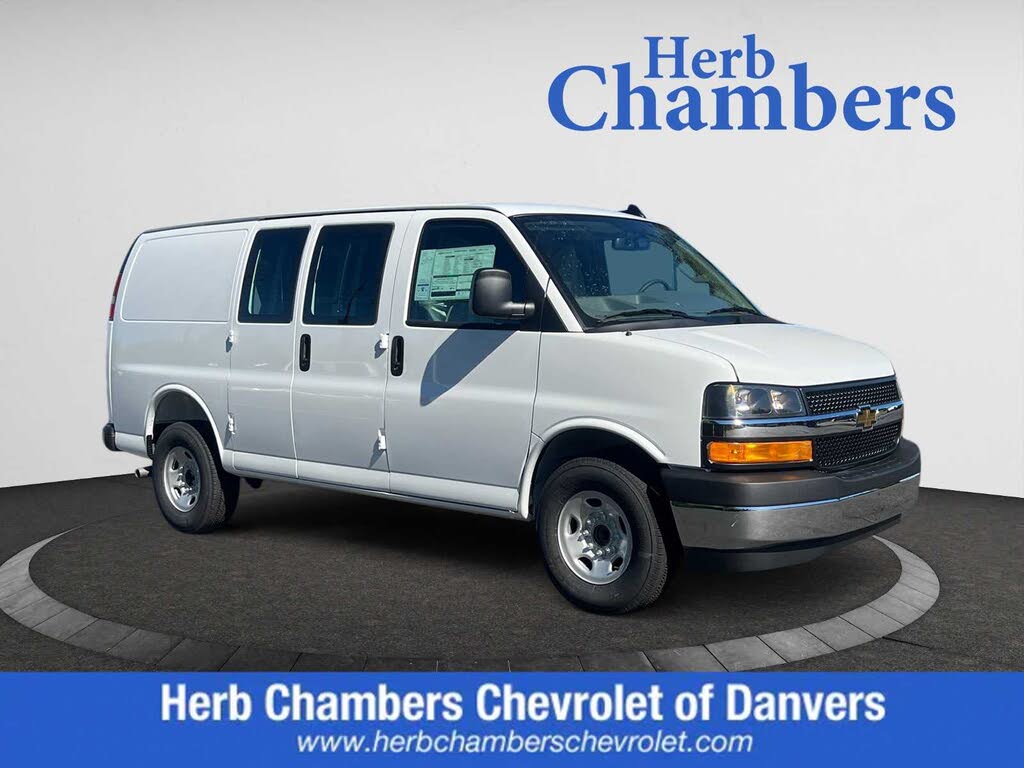 2025 Chevrolet Express Cargo 2500 RWD