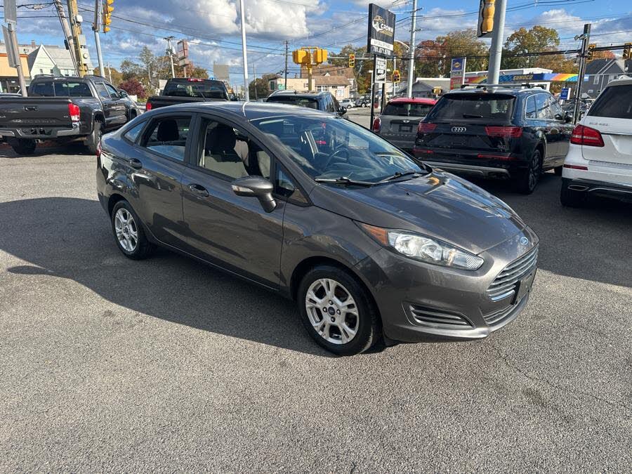 2015 Ford Fiesta SE