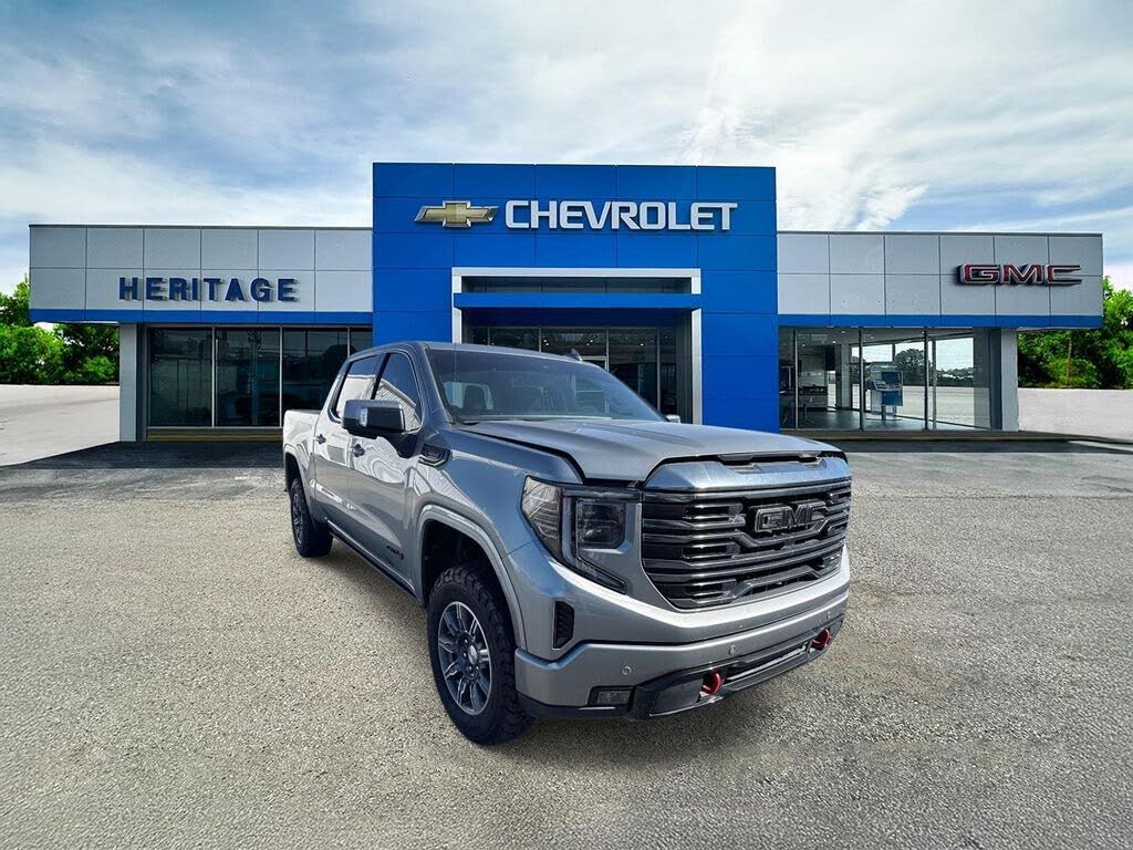 2024 GMC Sierra 1500 AT4 Crew Cab 4WD