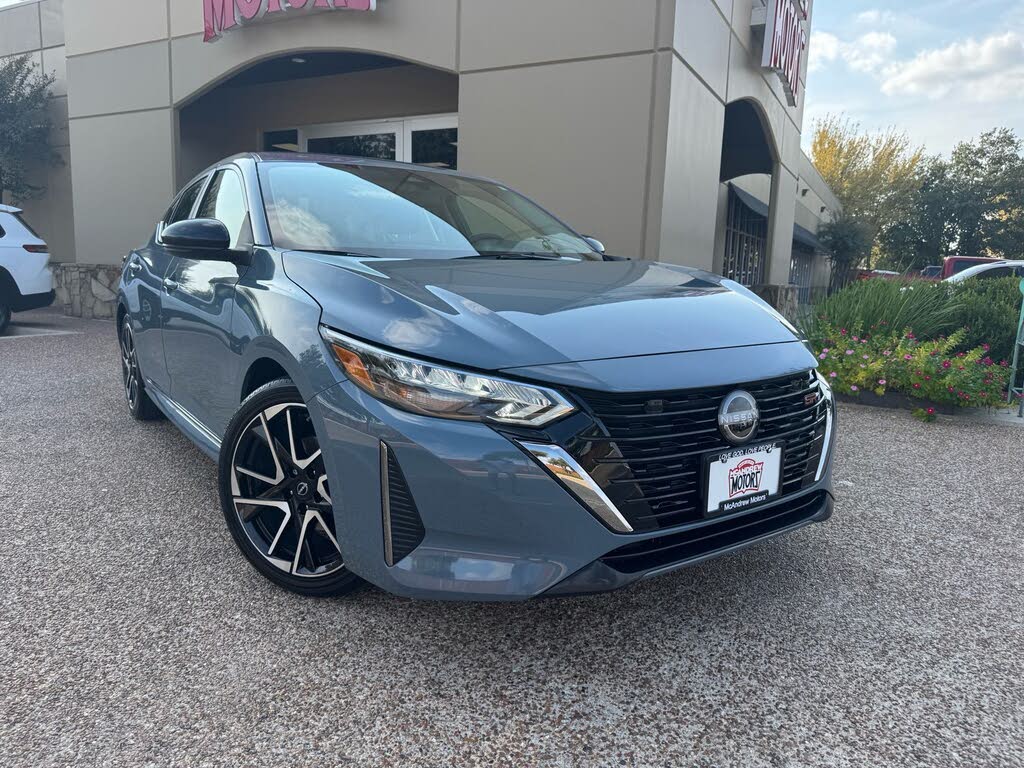 2025 Nissan Sentra SR FWD