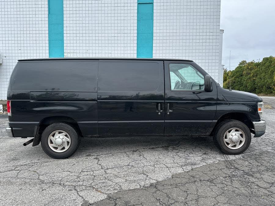 2014 Ford E-Series E-150 Cargo Van