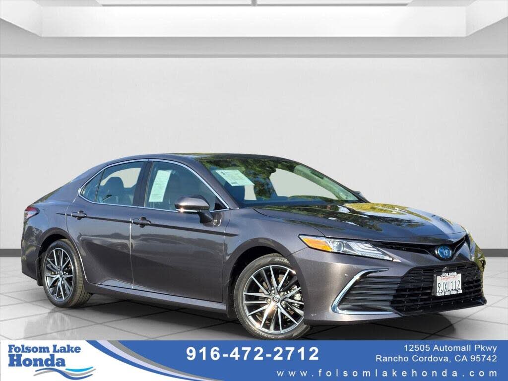 2024 Toyota Camry Hybrid XLE FWD