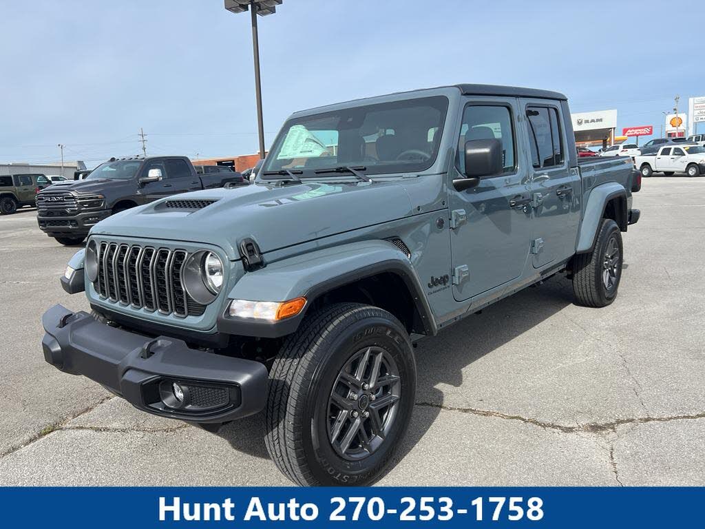 2025 Jeep Gladiator Sport S Crew Cab 4WD