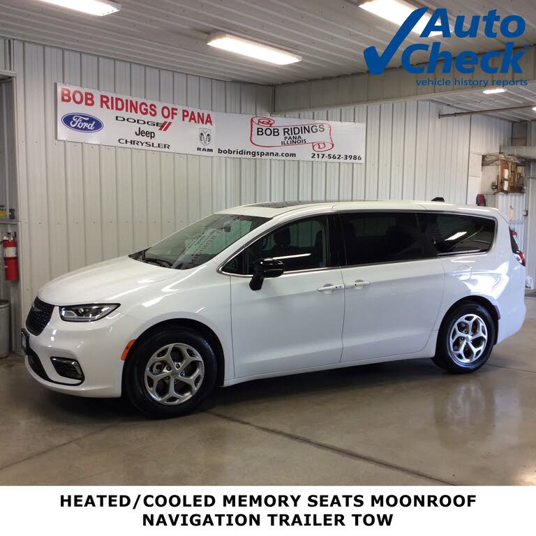 2024 Chrysler Pacifica Limited FWD