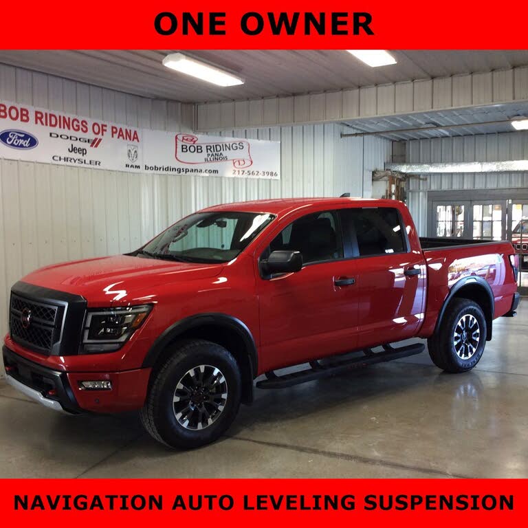 2024 Nissan Titan PRO-4X Crew Cab 4WD