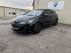 Chevrolet Cruze LT Hatchback FWD