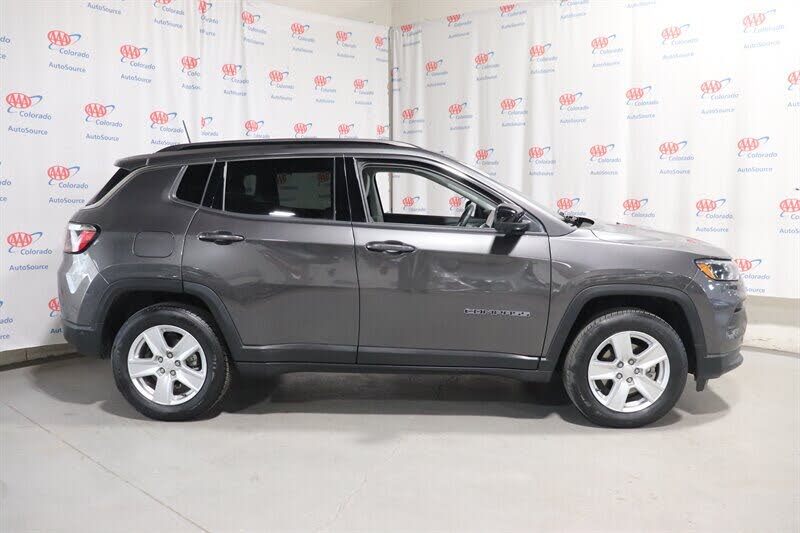 2022 Jeep Compass Latitude 4WD
