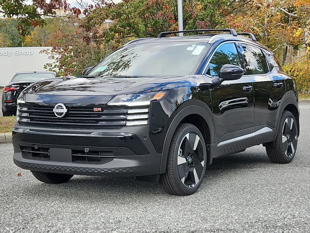 2026 Nissan Kicks SR AWD