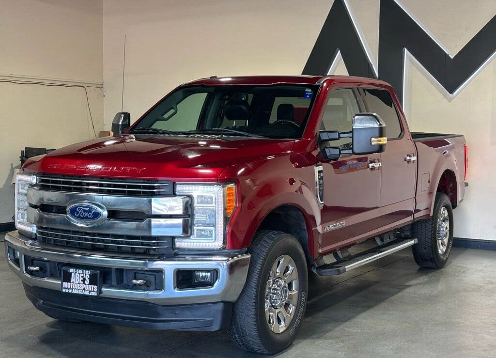 2017 Ford F-350 Super Duty Lariat Crew Cab 4WD