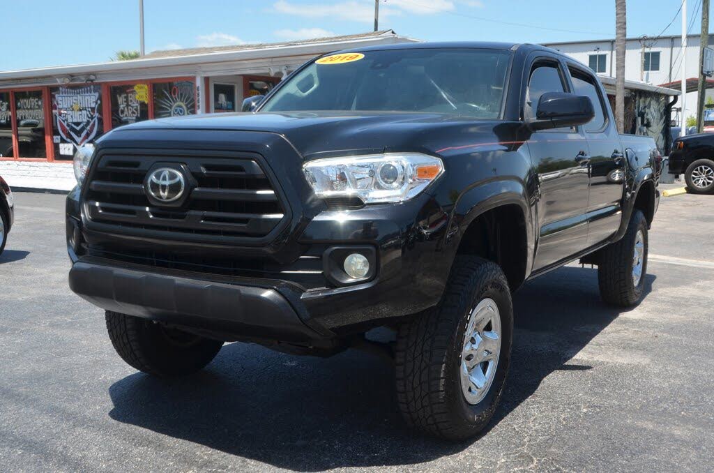 2019 Toyota Tacoma SR5 I4 Double Cab RWD