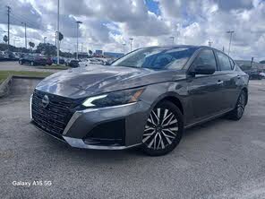 Nissan Altima 2.5 SV FWD