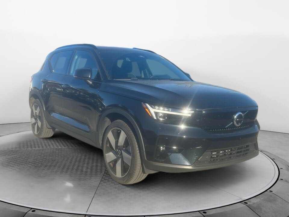 2024 Volvo XC40 Recharge Plus RWD