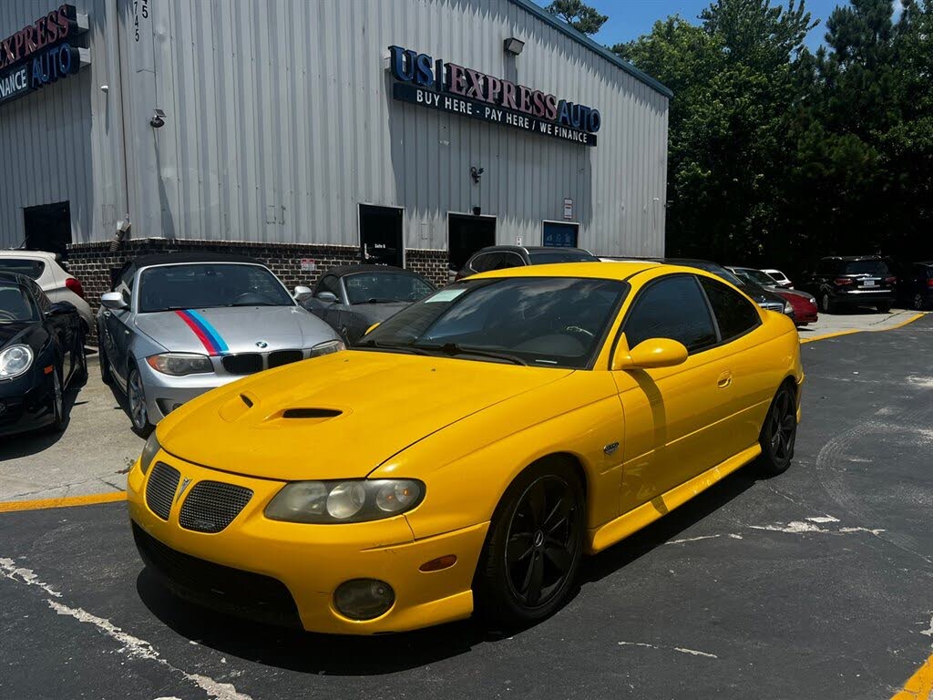 2005 Pontiac GTO Coupe