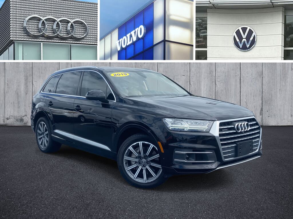 2019 Audi Q7 55 TFSI quattro SE Premium Plus