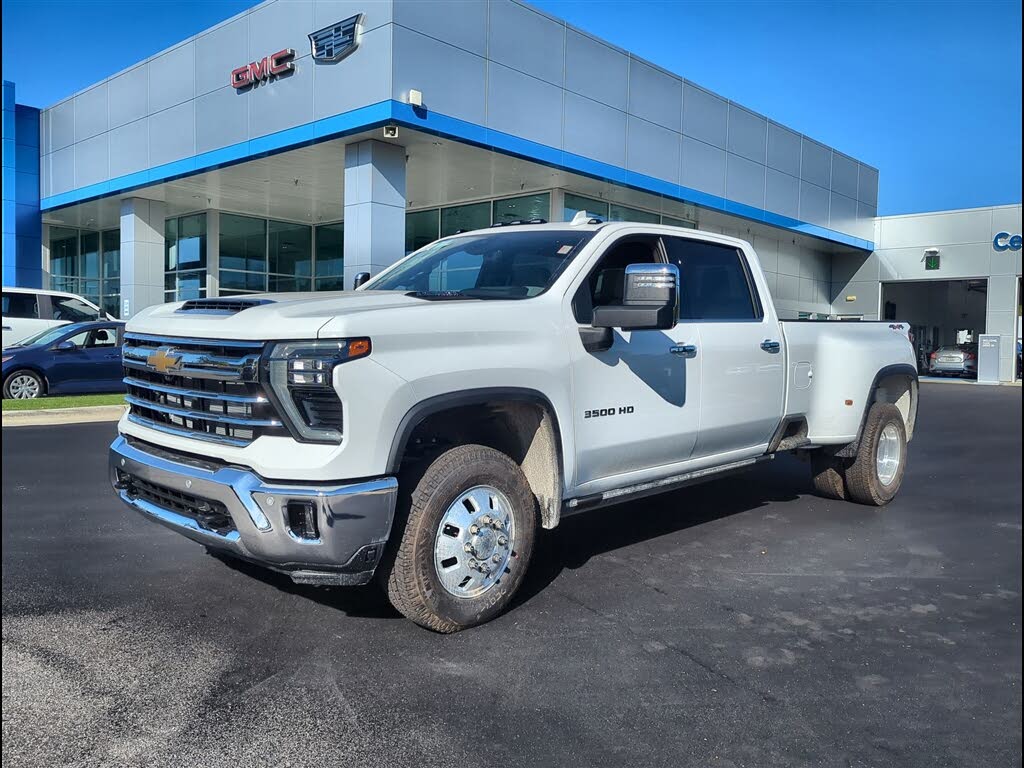 2026 Chevrolet Silverado 3500HD LTZ Crew Cab 4WD