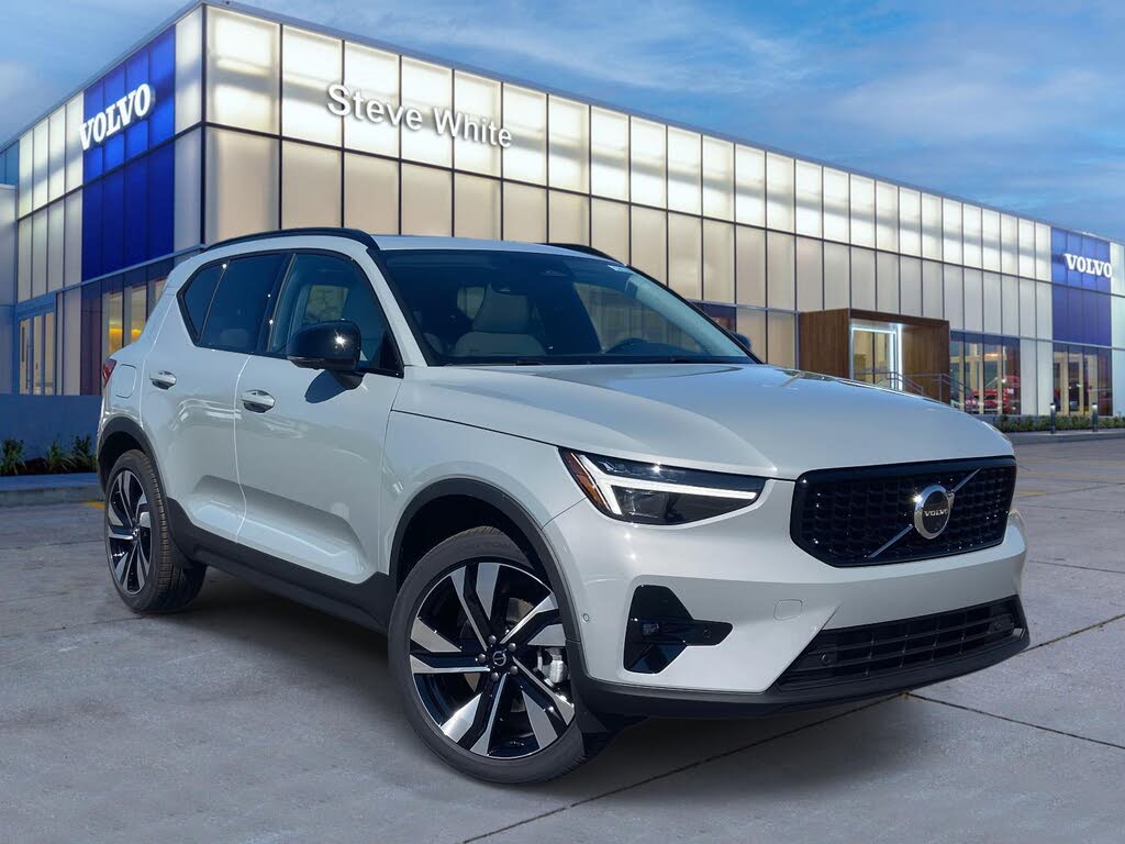 2026 Volvo XC40 B5 Ultra AWD