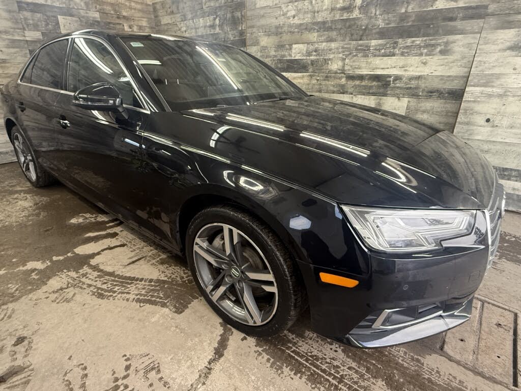 2017 Audi A4 2.0T quattro Technik AWD