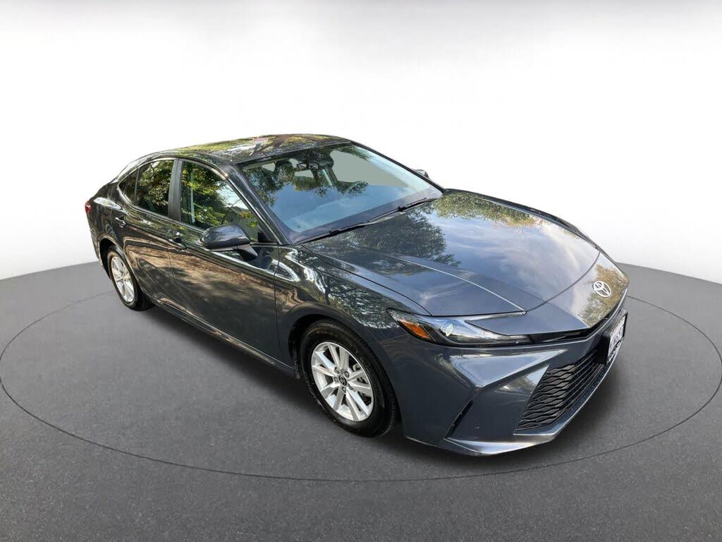 2025 Toyota Camry LE FWD