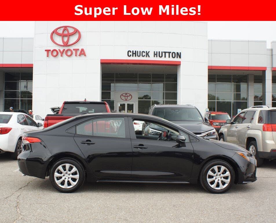 2025 Toyota Corolla LE FWD