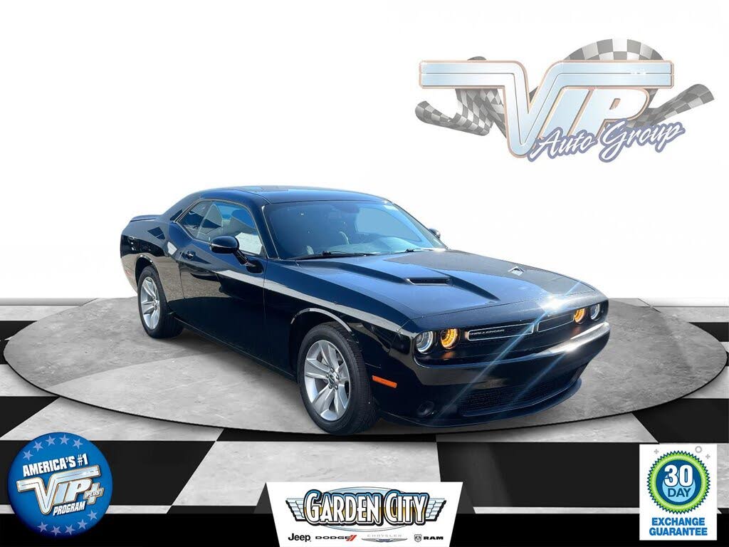 2023 Dodge Challenger SXT RWD