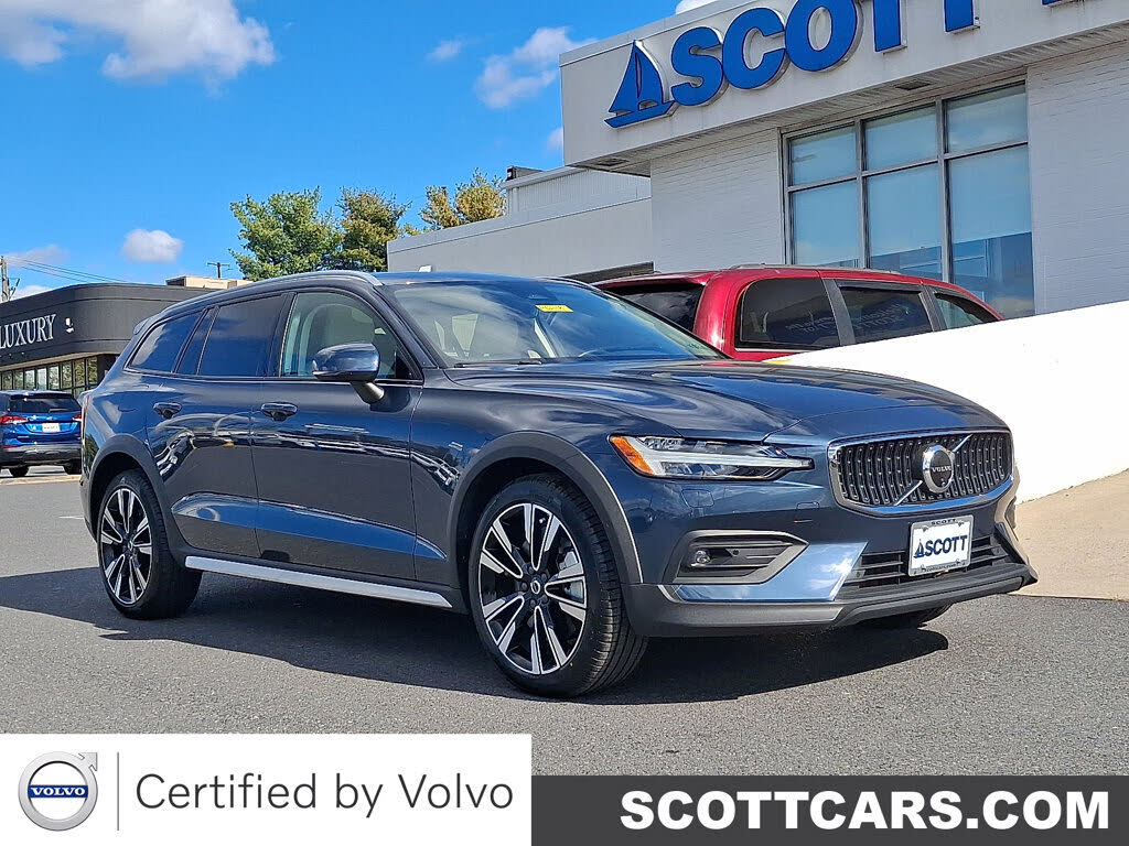 2024 Volvo V60 Cross Country B5 Ultimate AWD
