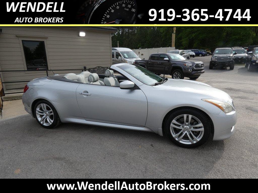 2010 INFINITI G37 Convertible RWD