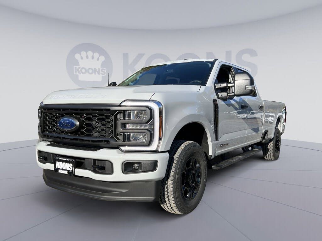 2026 Ford F-350 Super Duty XL Crew Cab 4WD