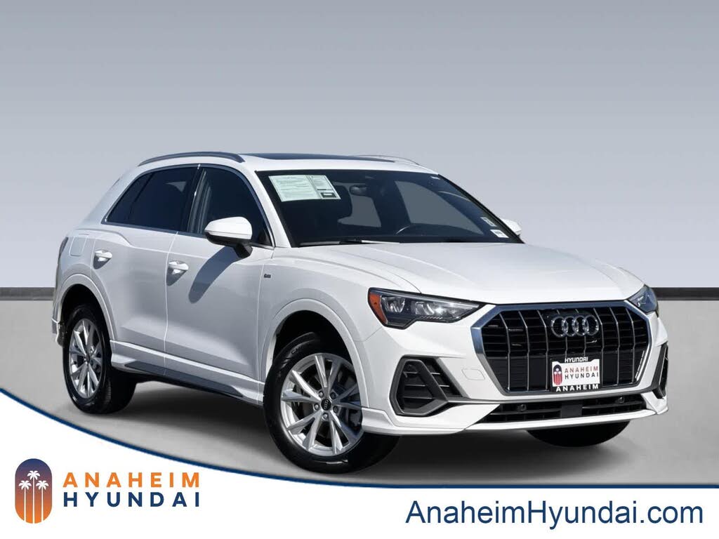 2022 Audi Q3 quattro Premium S Line 45 TFSI