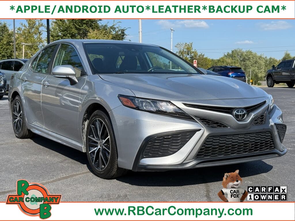2024 Toyota Camry SE FWD
