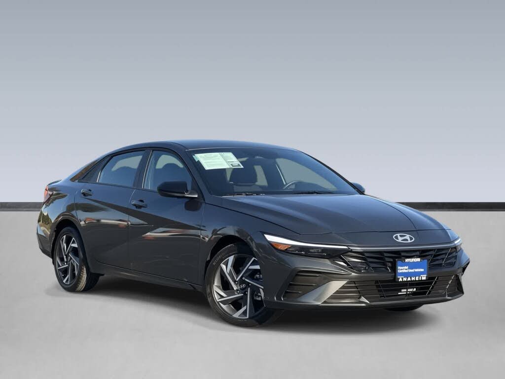 2025 Hyundai Elantra SEL Sport FWD